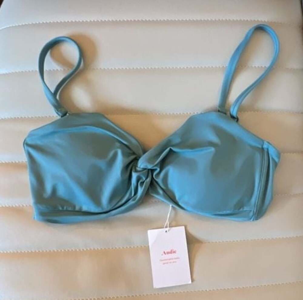 Andie The Capri Top in Bay‎